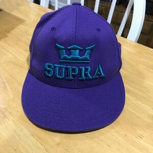 Supra purple hat size 7 1/4 - 7 5/8